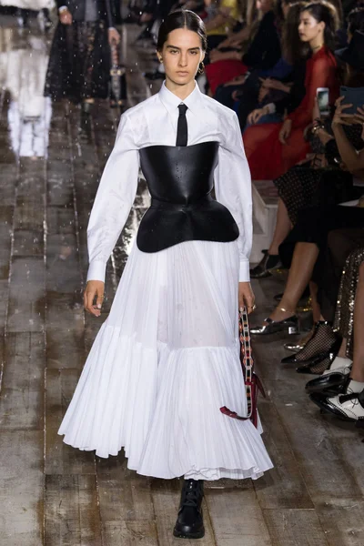 Look 62